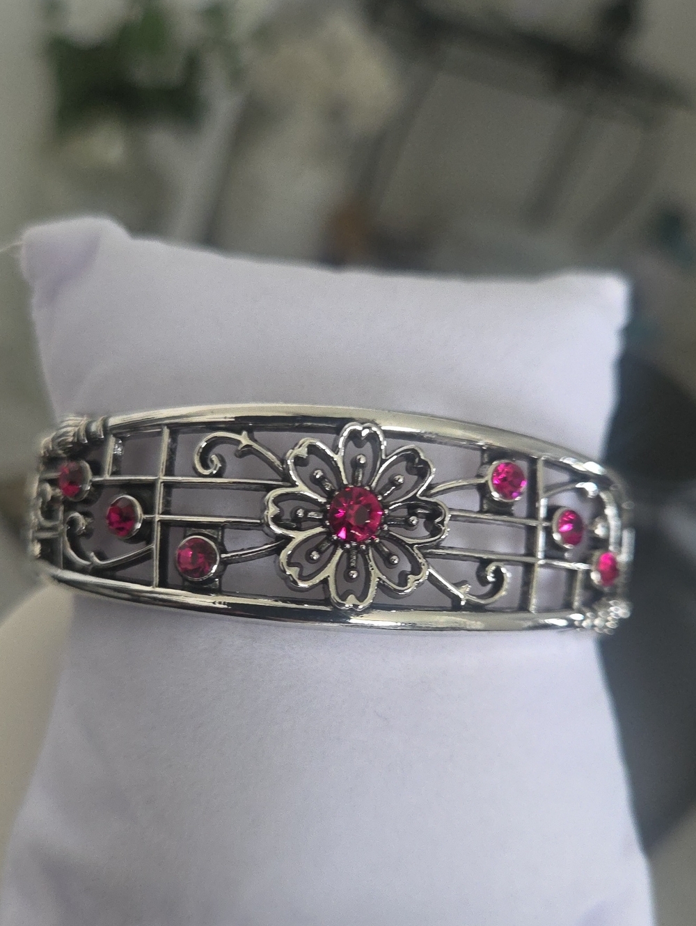 Paparazzi Prairie Musical Pink Bracelet NWT